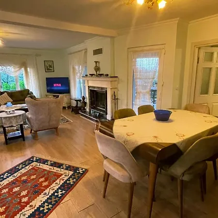 Bizim Ev Hébergement de vacances *